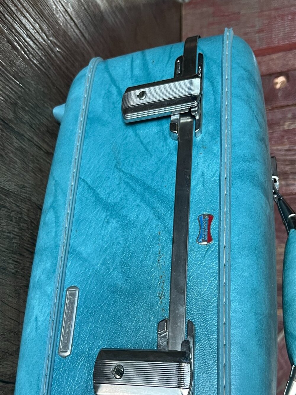 Vintage American Tourister Train Case Turquoise Blue Hard Shell Cosmetic Luggage - Picture 6 of 10